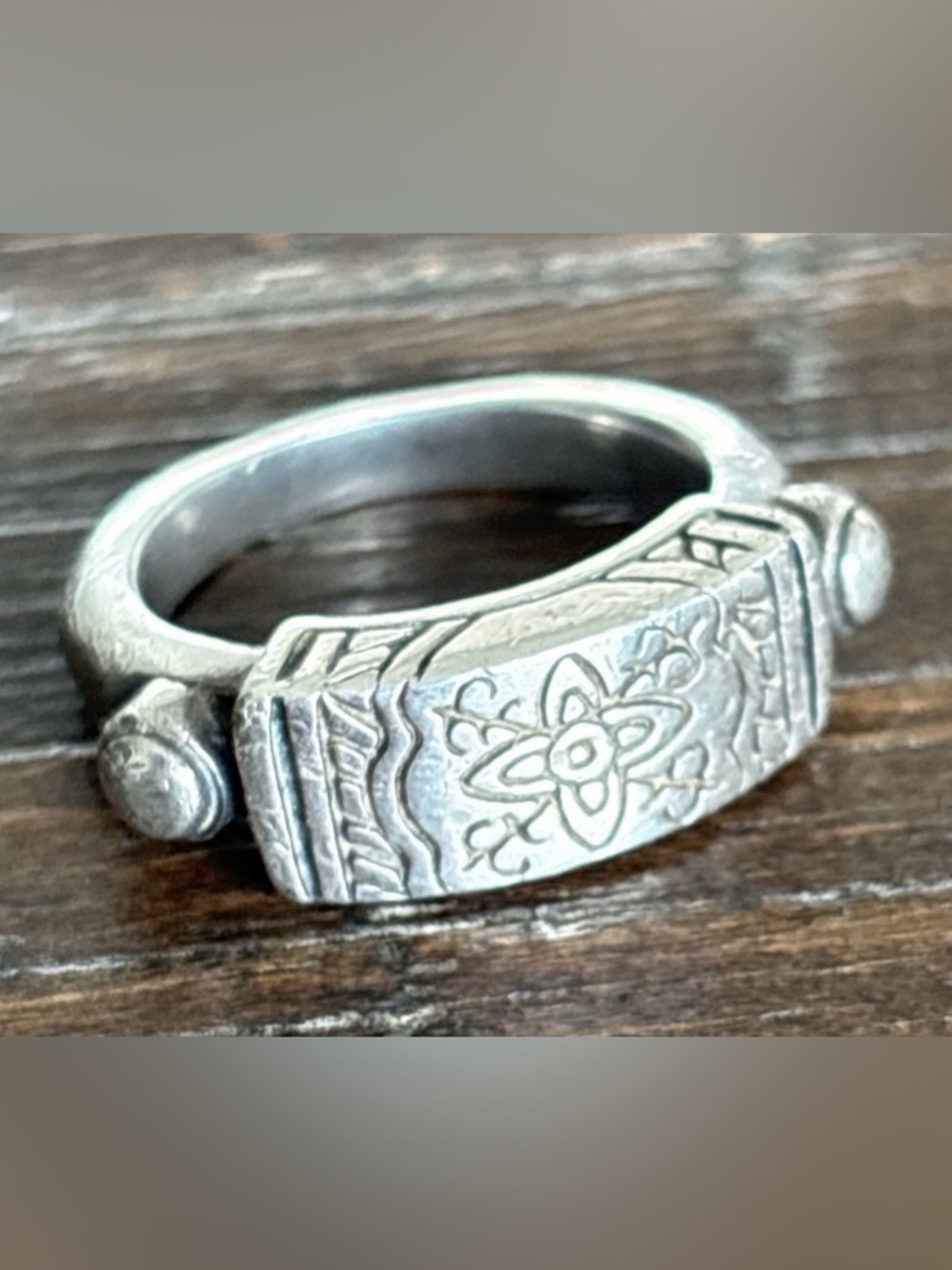 Brighton Ring Sterling Silver 925 Saddle Band Etched Heart Logo Size US 6